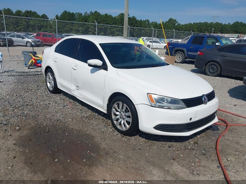 2011 VOLKSWAGEN JETTA 2.5L SE | 3VWDX7AJ3BM349311 | UPCARS