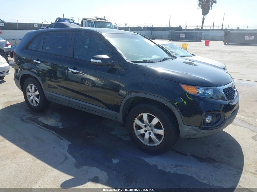 2013 KIA SORENTO LX | 5XYKT4A11DG407114 | UPCARS