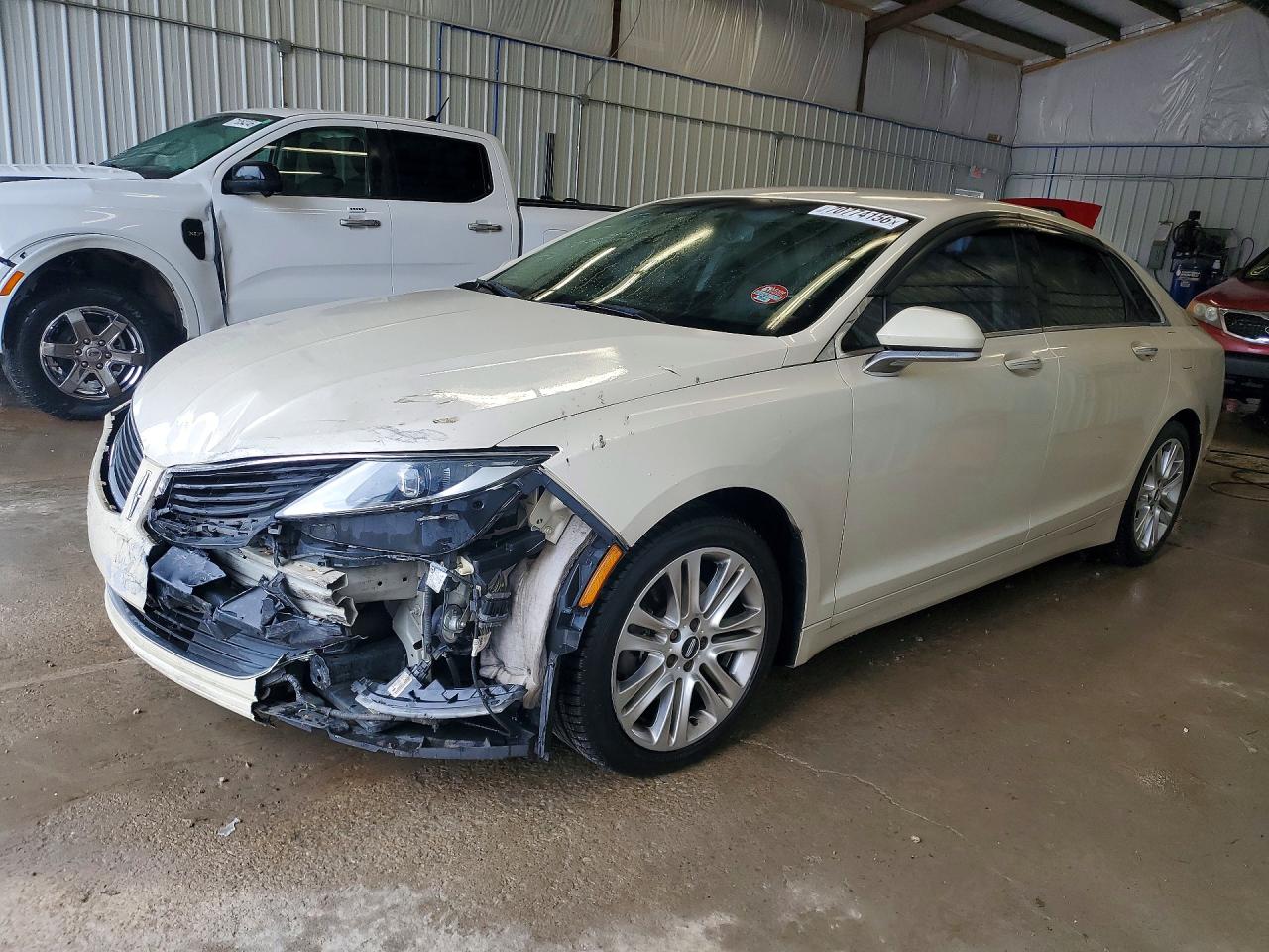 2016 LINCOLN MKZ | 3LN6L2G94GR601337 | UPCARS