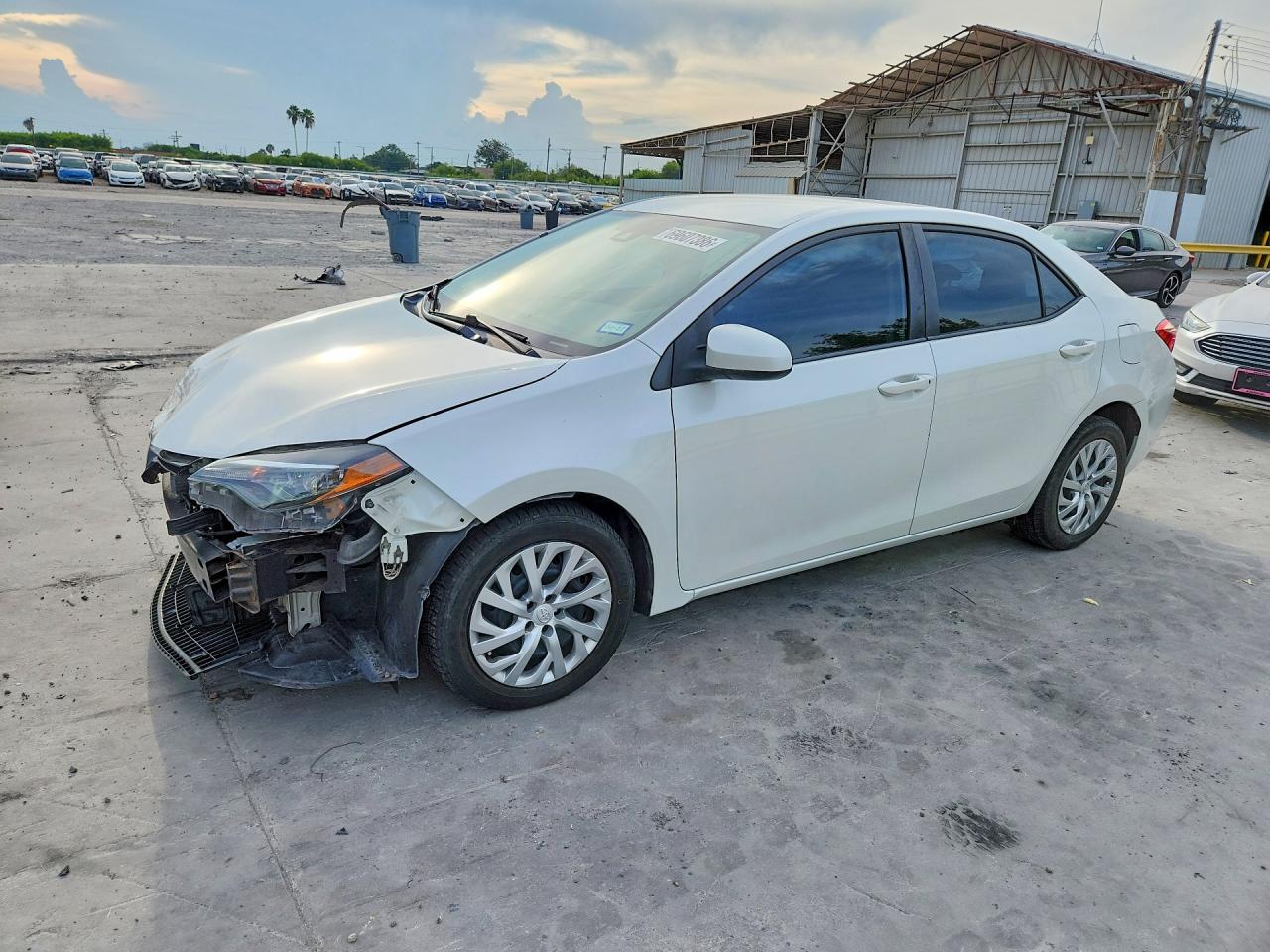 2018 TOYOTA COROLLA LE | 5YFBURHE9JP741787 | UPCARS