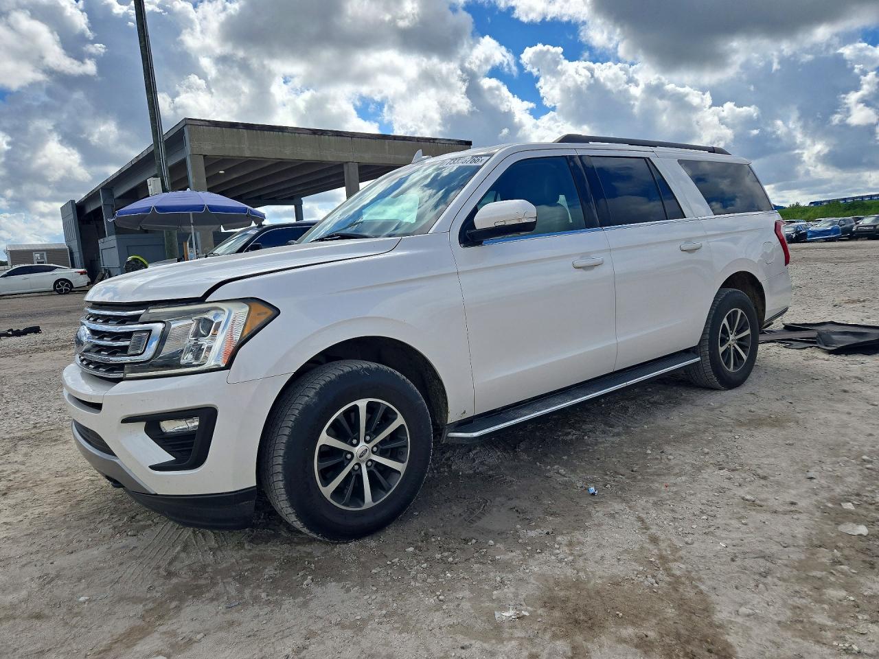 2018 FORD EXPEDITION MAX XLT | 1FMJK1JTXJEA09415 | UPCARS