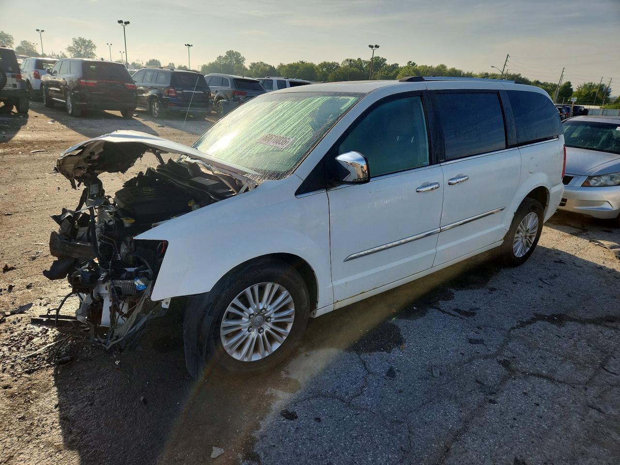 2012 CHRYSLER MINIVAN LIMITED | 2C4RC1GG8CR228569 | UPCARS