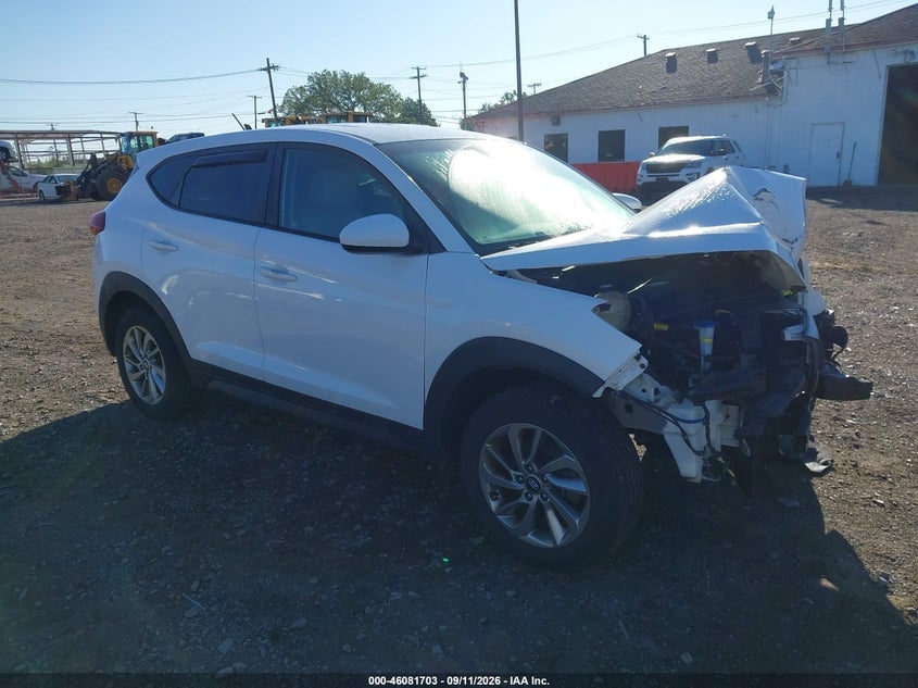2018 HYUNDAI TUCSON SE | KM8J2CA41JU669434 | UPCARS
