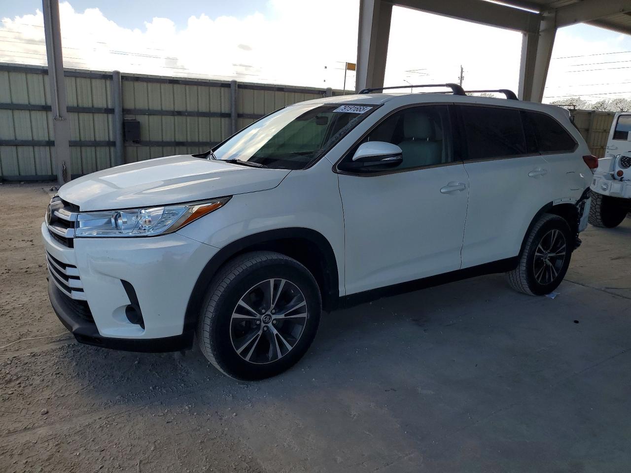 2019 TOYOTA HIGHLANDER LE | 5TDZZRFHXKS359225 | UPCARS