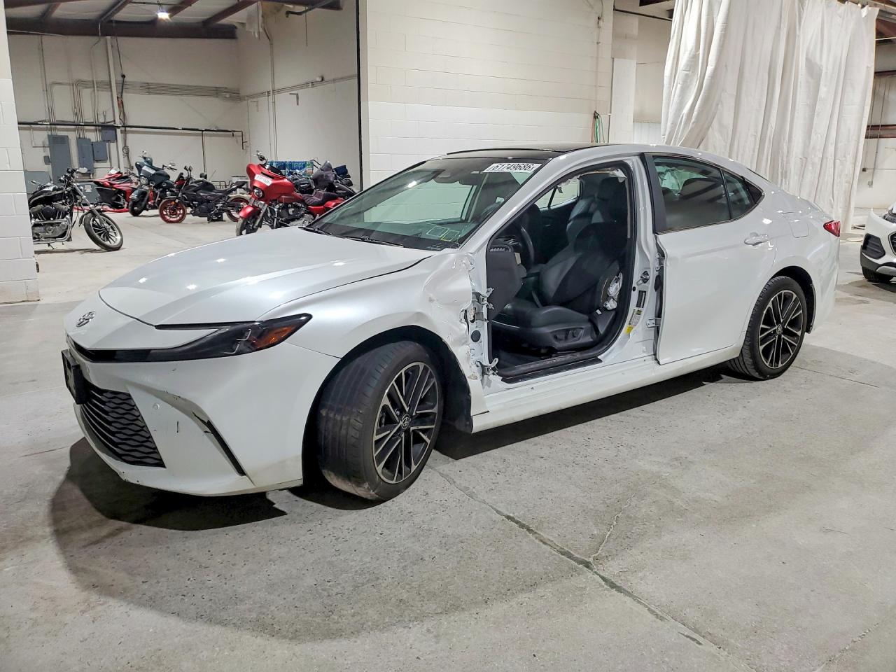 2025 TOYOTA CAMRY XLE | 4T1DAACKXSU575585 | UPCARS