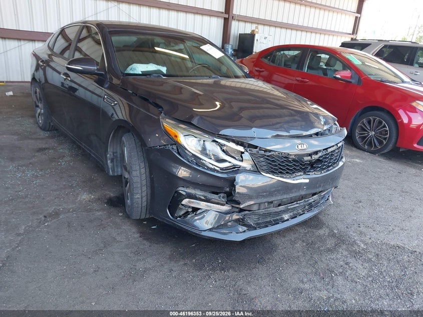 2019 KIA OPTIMA S | 5XXGT4L37KG309758 | UPCARS