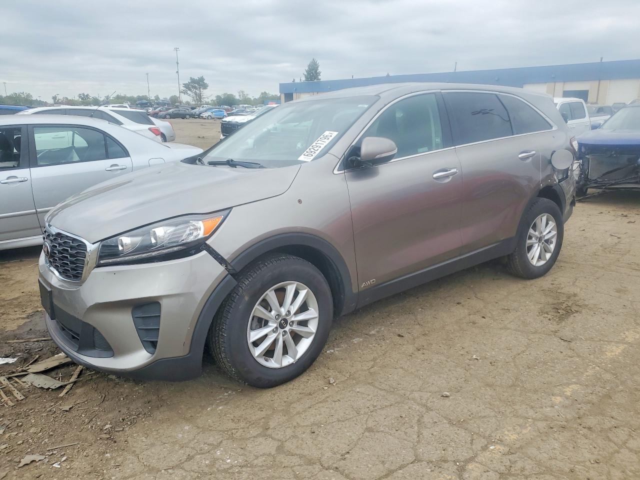 2019 KIA SORENTO LX V6 | 5XYPGDA5XKG551352 | UPCARS