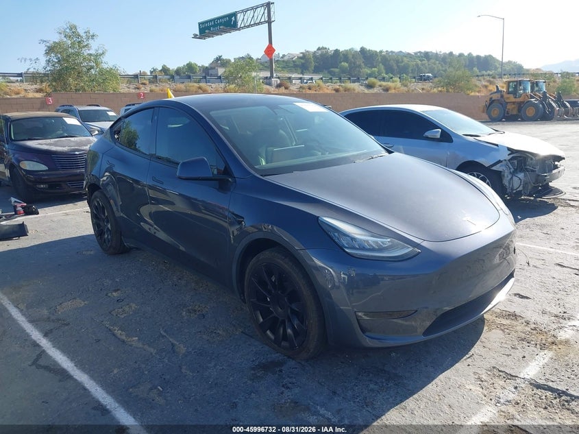 2022 TESLA MODEL Y LONG RANGE DUAL MOTOR ALL-WHEEL DRIVE | 7SAYGDEE7NF413894 | UPCARS