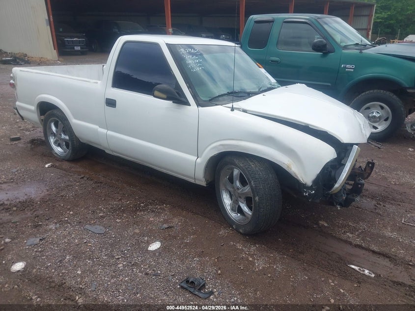 1998 CHEVROLET S-10 FLEETSIDE | 1GCCS14X3W8242179 | UPCARS