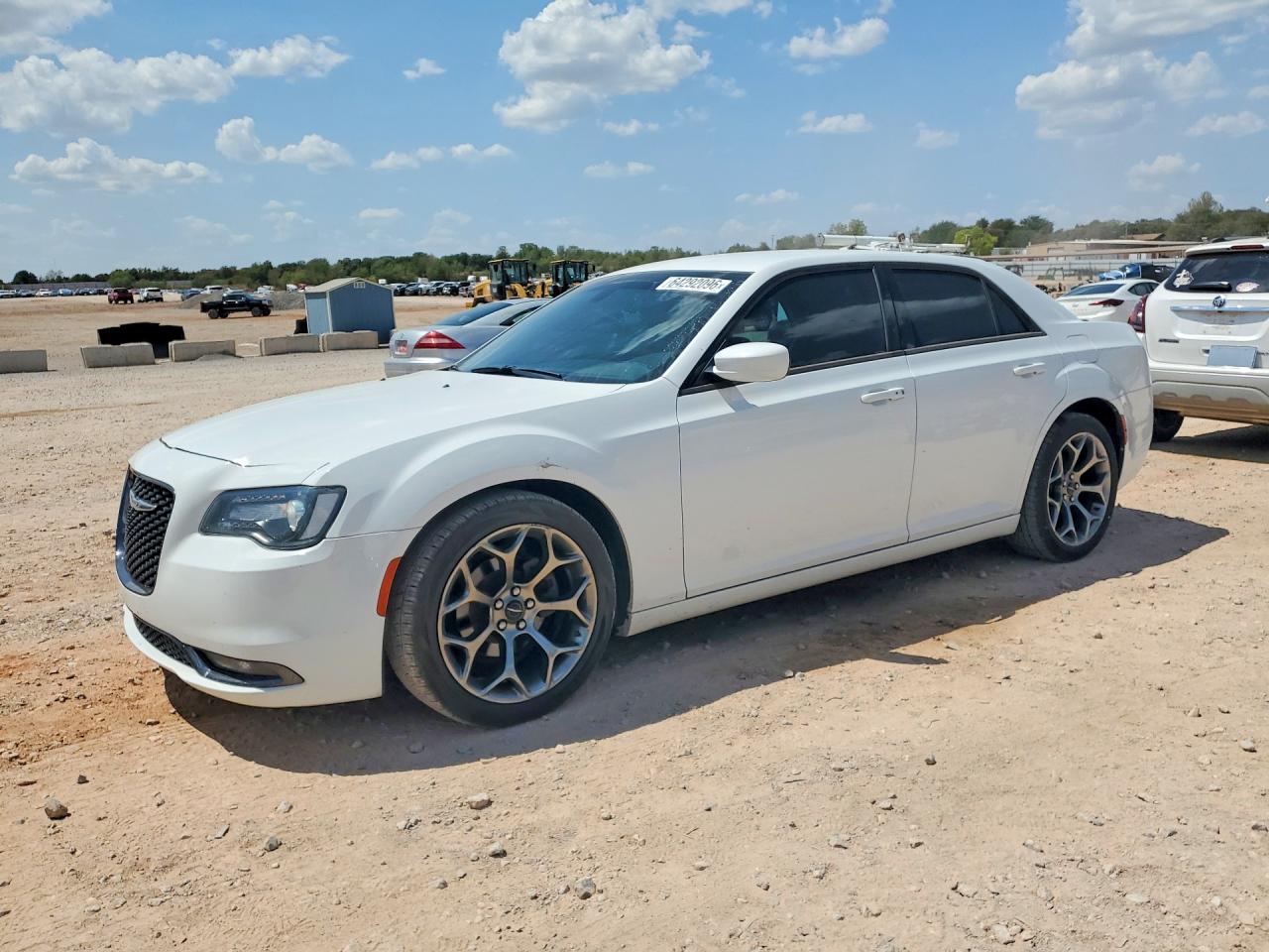 2018 CHRYSLER 300 S | 2C3CCABG4JH214365 | UPCARS