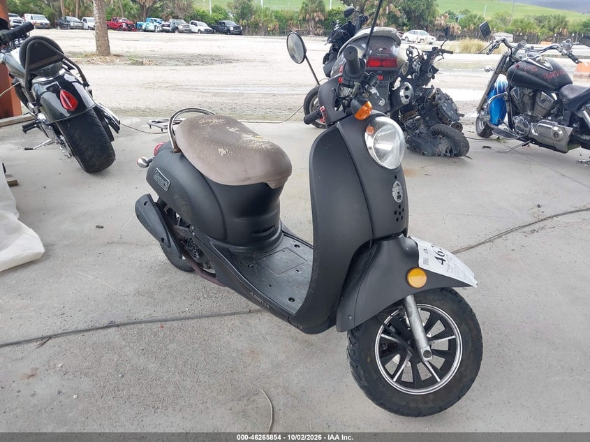 2019 ZHEJIANG SCOOTER | LB2G9TAA1K1004451 | UPCARS