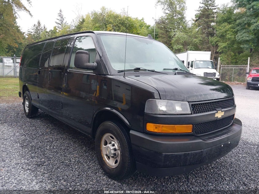2020 CHEVROLET EXPRESS PASSENGE RWD 3500 EXTENDED WHEELBASE LS | 1GAZGNFP8L1272095 | UPCARS