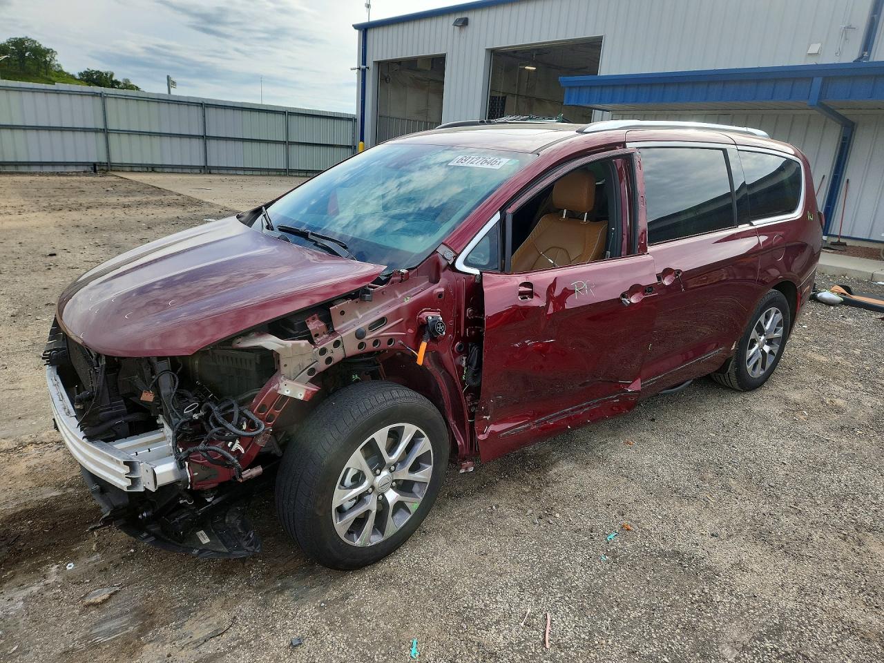 2023 CHRYSLER PACIFICA HYBRID PINNACLE | 2C4RC1N74PR504514 | UPCARS