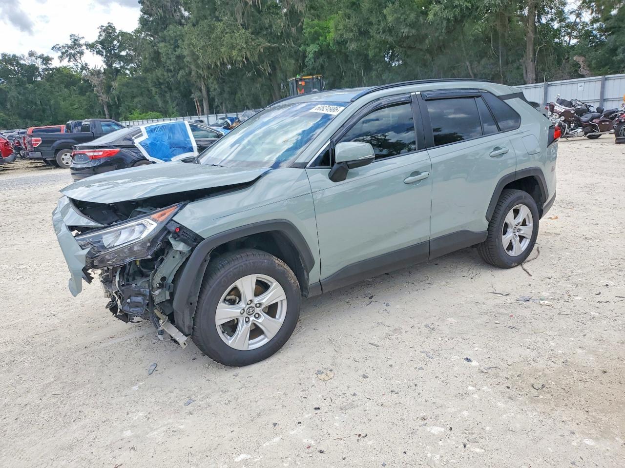2020 TOYOTA RAV4 XLE | 2T3W1RFV0LW067924 | UPCARS