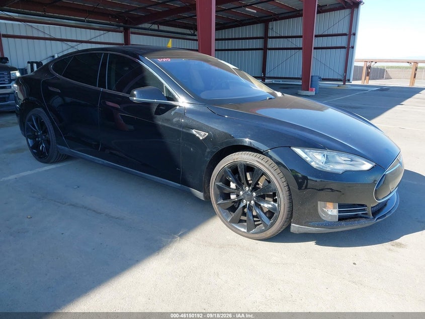 2013 TESLA MODEL S | 5YJSA1CN5DFP06083 | UPCARS