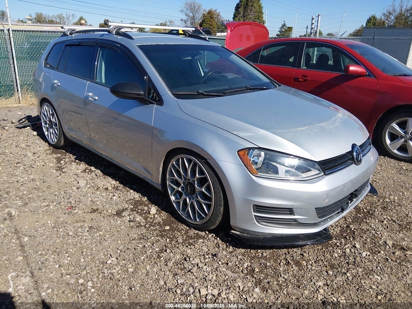 2017 VOLKSWAGEN GOLF SPORTWAGEN TSI S | 3VW017AUXHM500485 | UPCARS