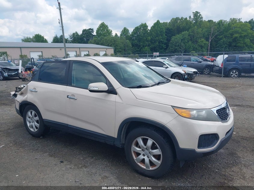 2012 KIA SORENTO LX | 5XYKT3A12CG231523 | UPCARS