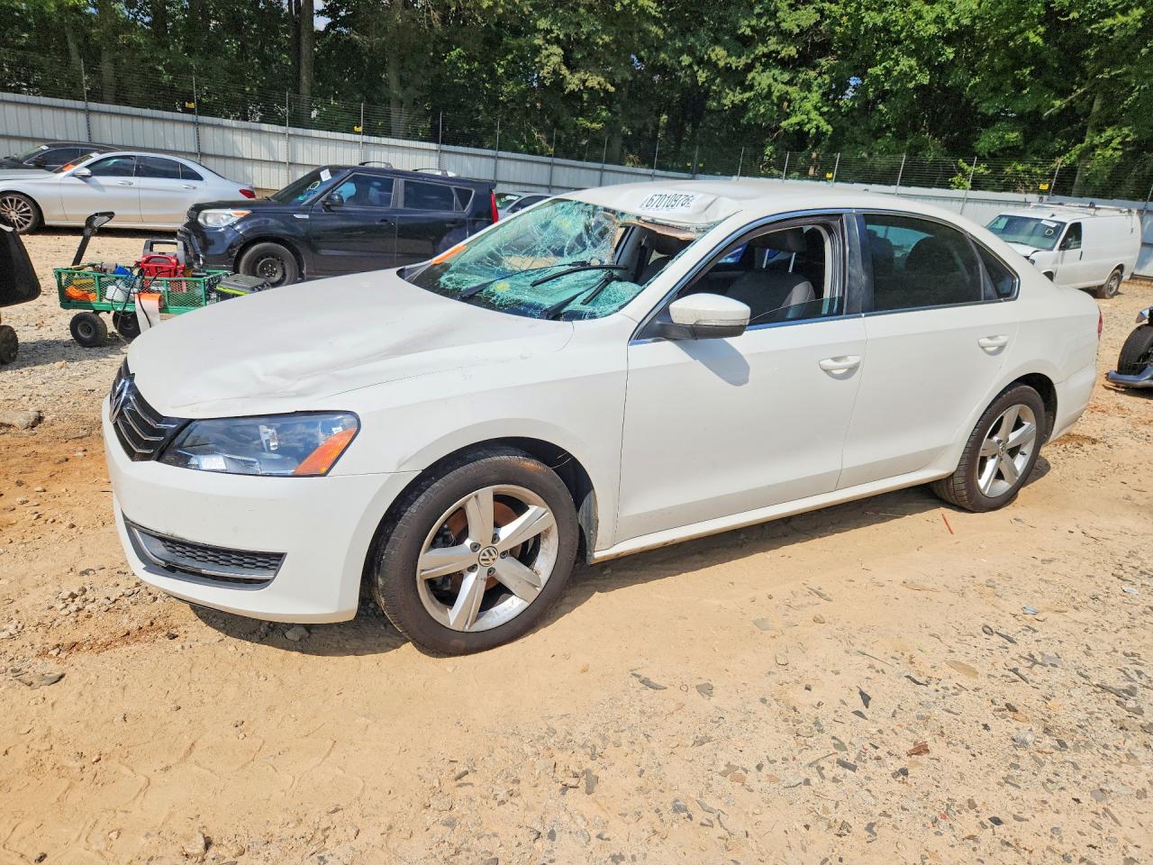 2013 VOLKSWAGEN PASSAT SE | 1VWBH7A32DC068708 | UPCARS