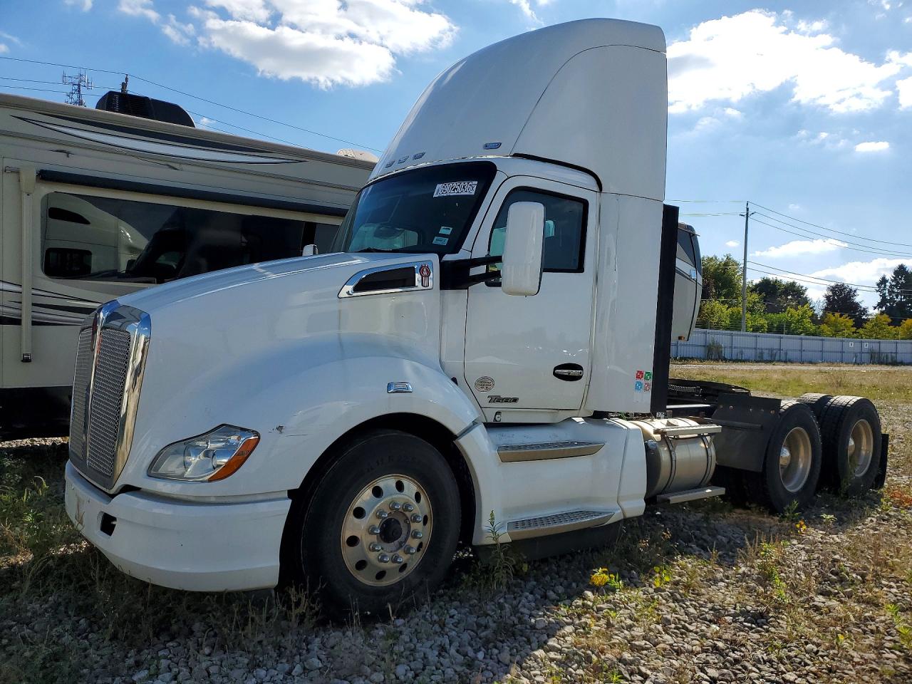2020 KENWORTH ALL OTHER T680 SEMI TRUCK | 1XKYD49X9LJ959351 | UPCARS