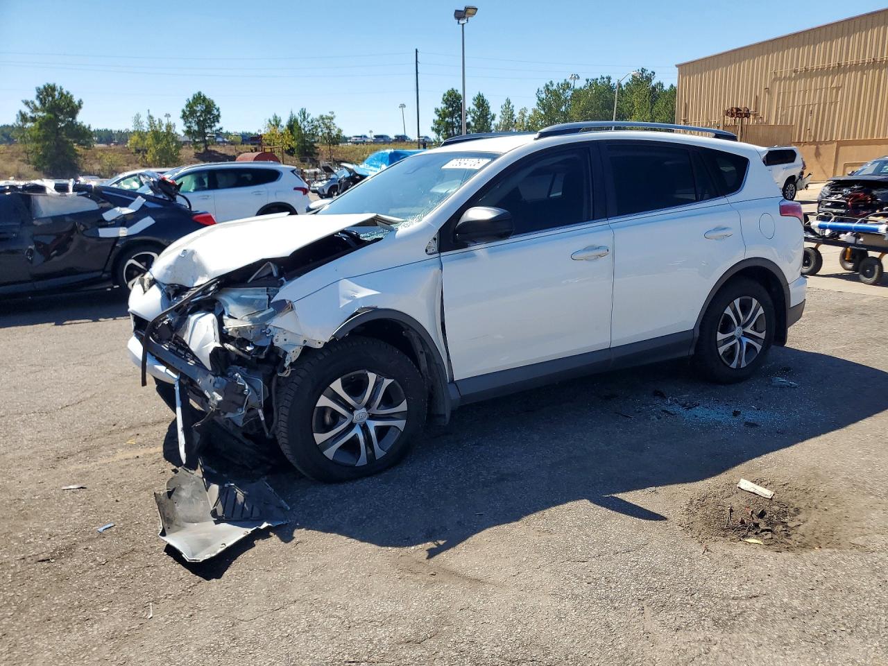 2017 TOYOTA RAV4 LE | JTMZFREV8HJ714429 | UPCARS