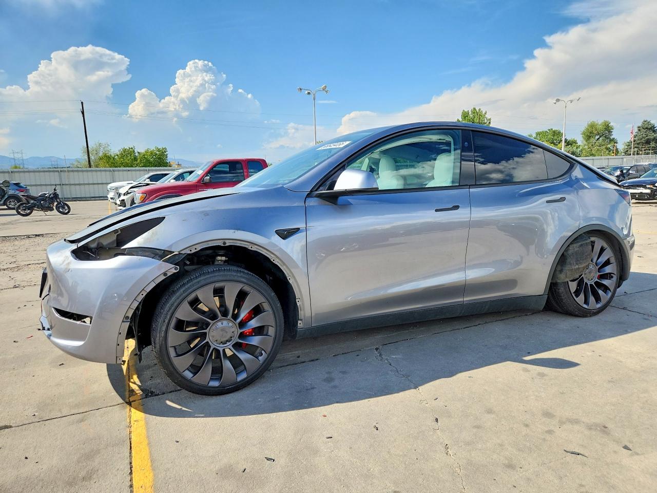2024 TESLA MODEL Y | 7SAYGDEF5RF116489 | UPCARS