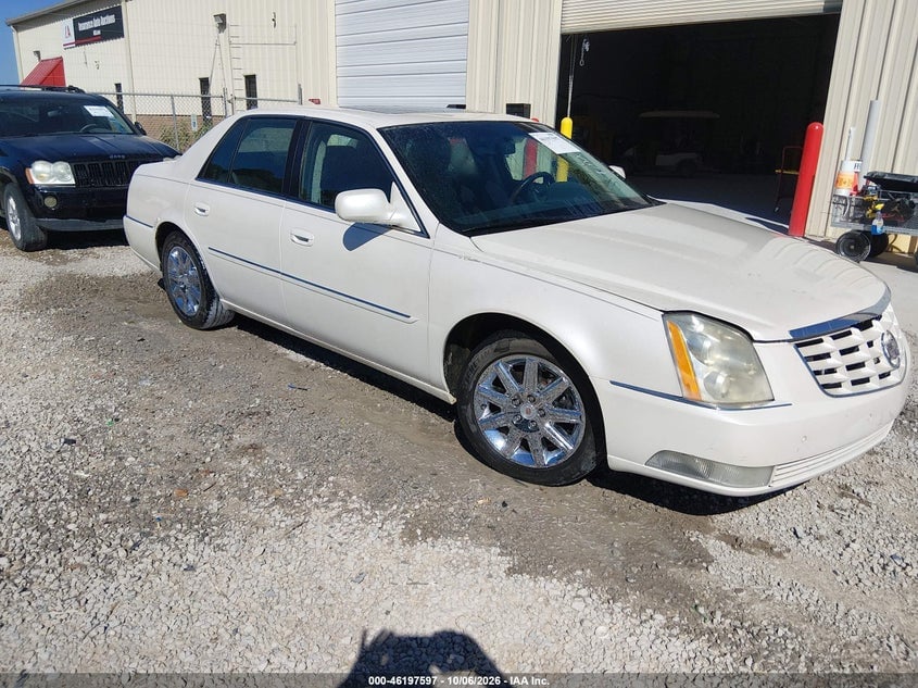 2011 CADILLAC DTS PREMIUM COLLECTION | 1G6KH5E66BU137485 | UPCARS