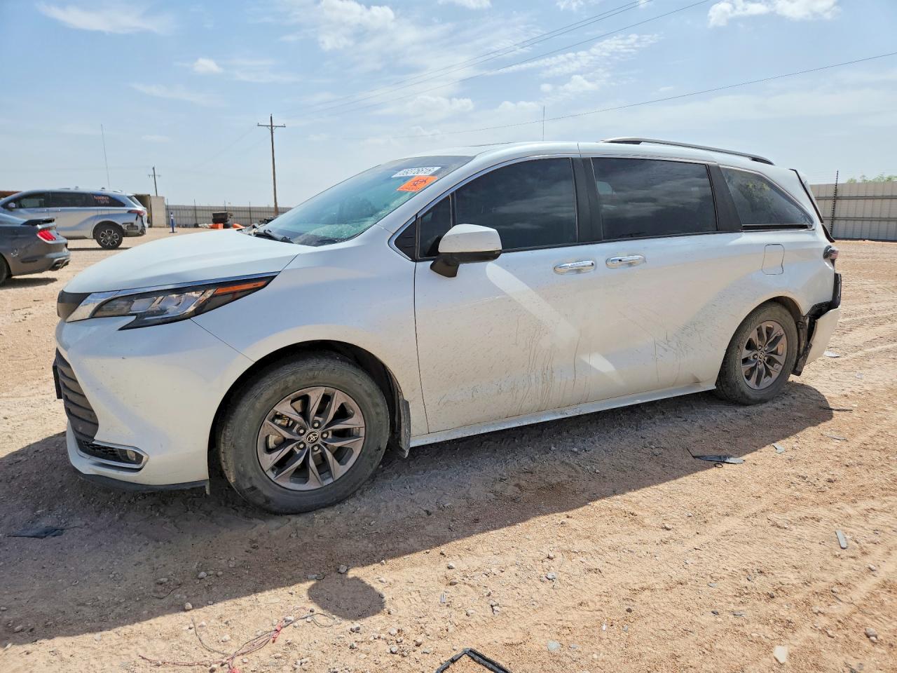 2022 TOYOTA SIENNA XLE | 5TDYRKEC8NS078893 | UPCARS