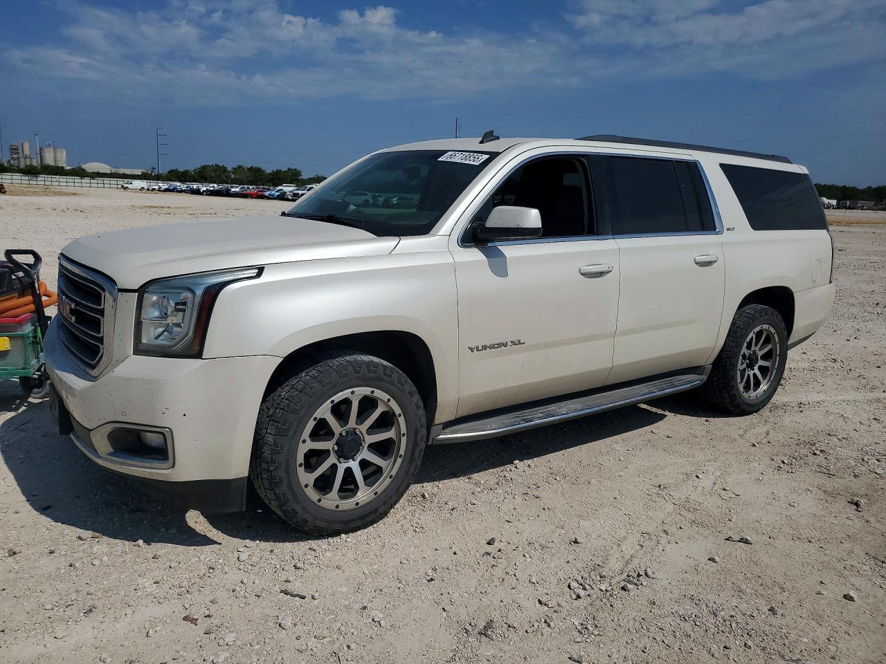 2015 GMC YUKON C1500 SLT | 1GKS1HKC0FR163364 | UPCARS