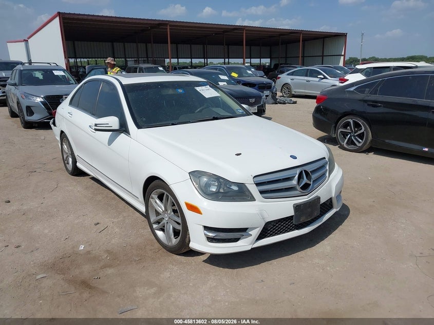 2013 MERCEDES-BENZ C 250 SPORT | WDDGF4HB8DA768115 | UPCARS