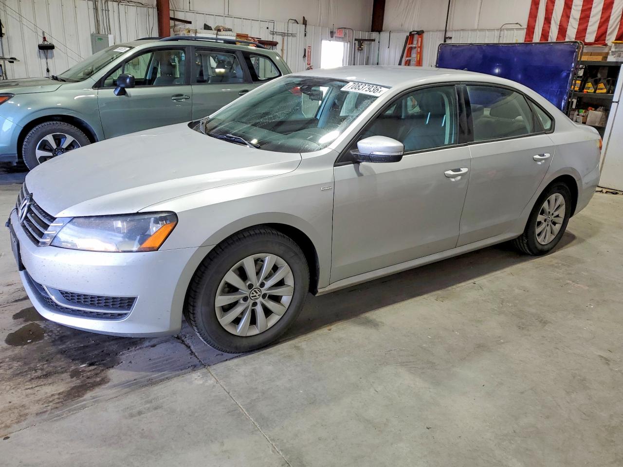 2015 VOLKSWAGEN PASSAT S | 1VWAT7A37FC099904 | UPCARS