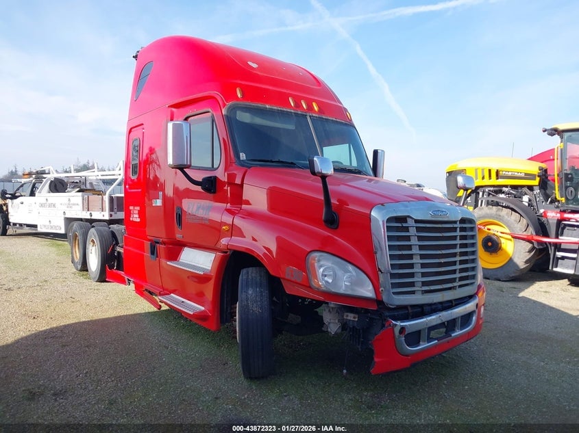 2016 FREIGHTLINER CASCADIA 125 | 3AKJGLD58GSHA3504 | UPCARS