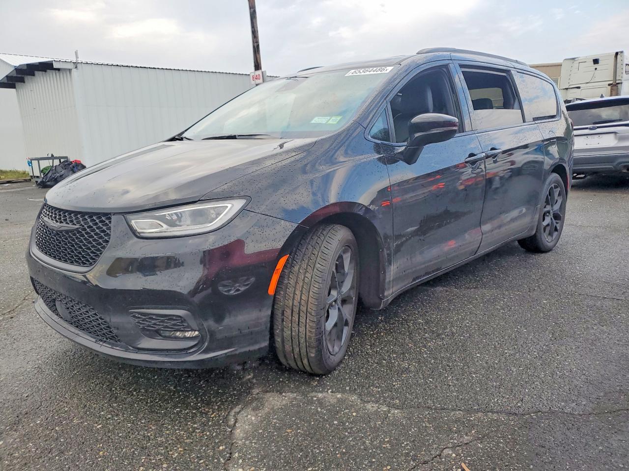 2025 CHRYSLER PACIFICA LIMITED | 2C4RC1GG1SR567754 | UPCARS