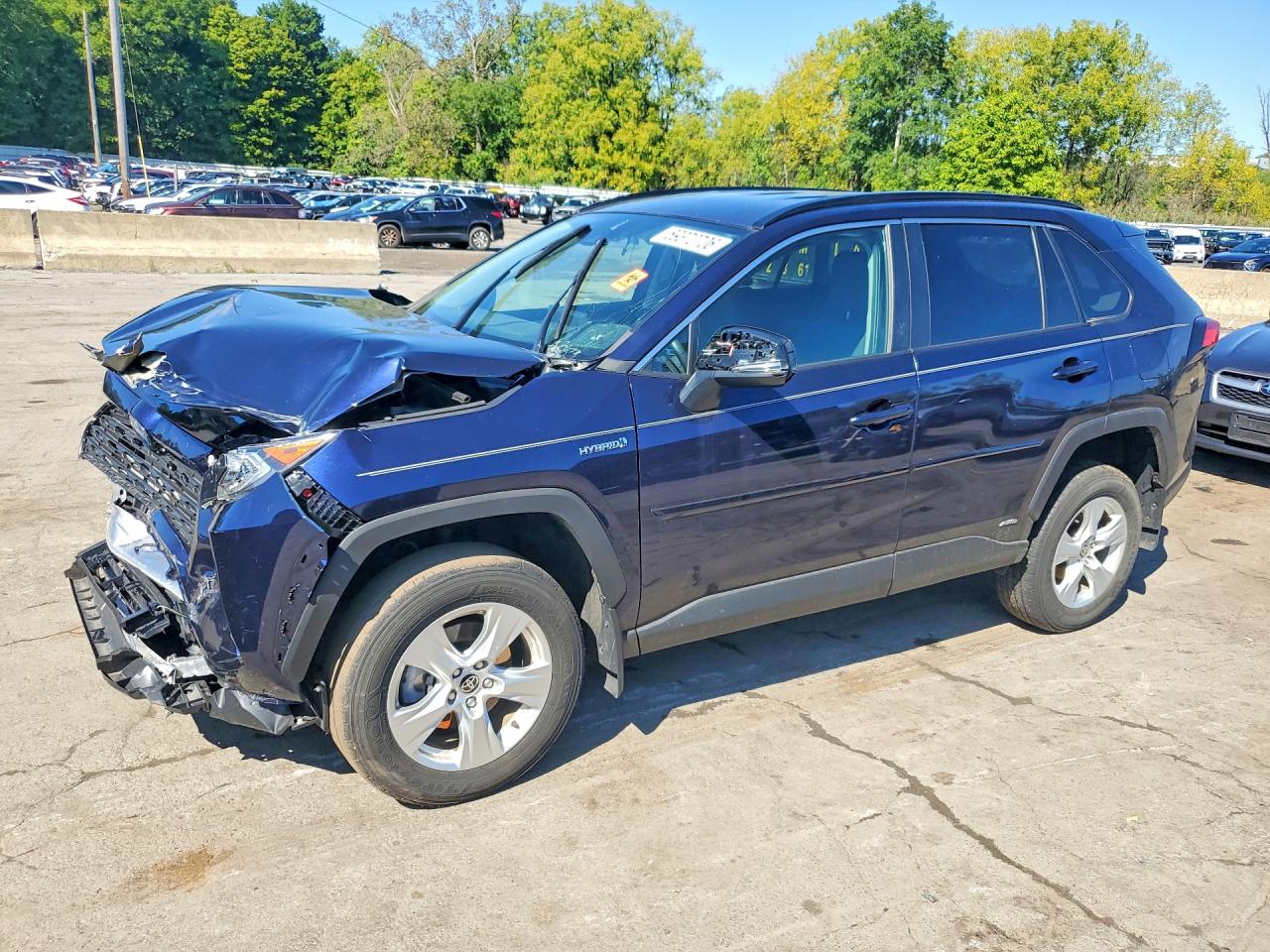 2021 TOYOTA RAV4 XLE | 2T3R6RFV5MW010571 | UPCARS