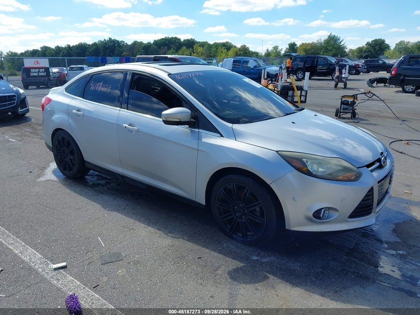 2014 FORD FOCUS TITANIUM | 1FADP3J25EL149045 | UPCARS