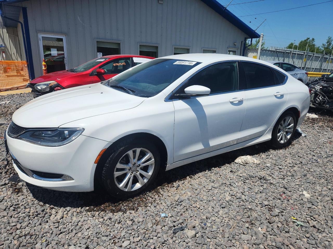 2015 CHRYSLER 200 LIMITED | 1C3CCCAB1FN756717 | UPCARS