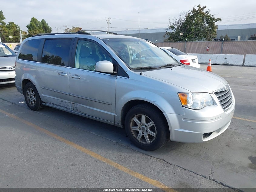 2010 CHRYSLER TOWN & COUNTRY TOURING | 2A4RR5D12AR324100 | UPCARS