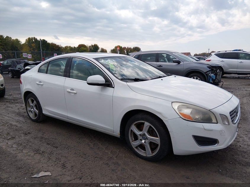 2013 VOLVO S60 T5/T5 PLATINUM/T5 PREMIER/T5 PREMIER PLUS | YV1612FH2D2183731 | UPCARS
