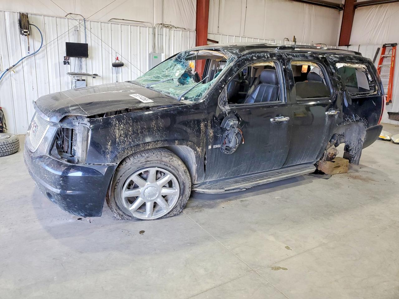2007 GMC YUKON DENALI | 1GKFK63817J214481 | UPCARS