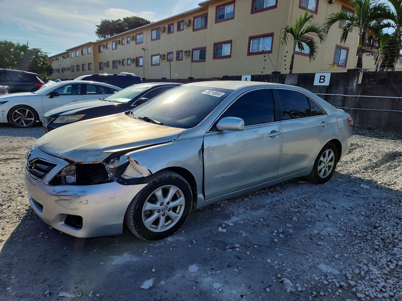 2011 TOYOTA CAMRY LE | 4T1BF3EK1BU755636 | UPCARS