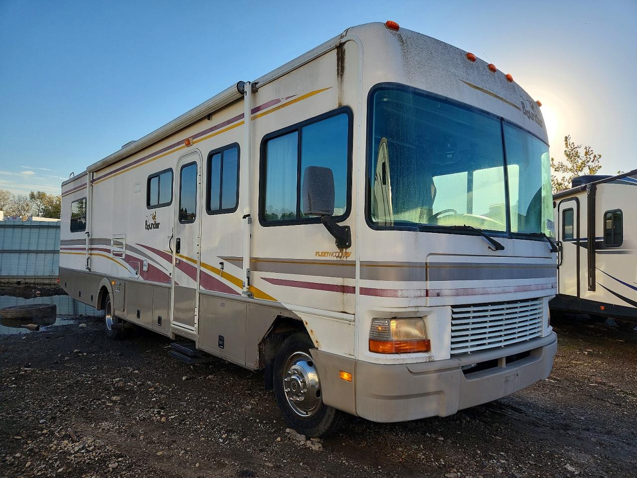 2002 FLEETWOOD BOUNDE RV | 1FCNF53S420A02092 | UPCARS
