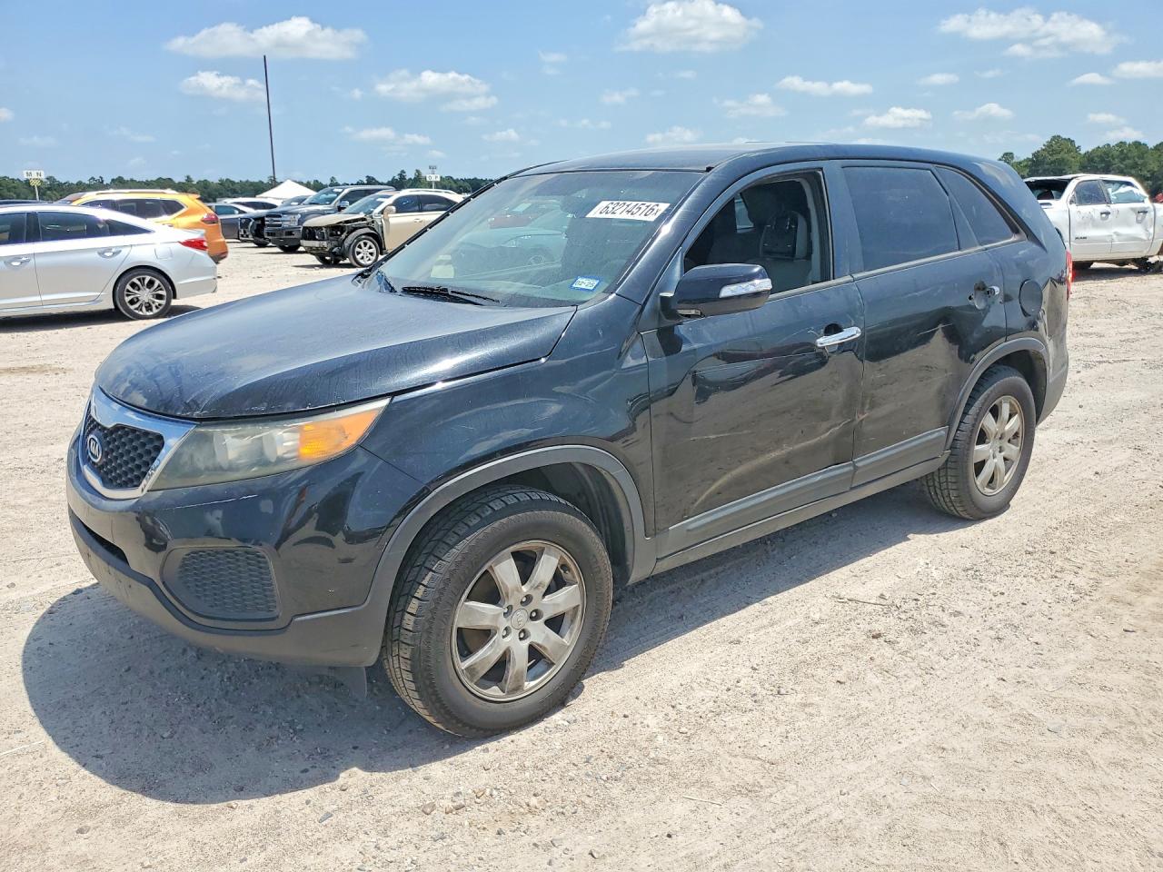 2013 KIA SORENTO LX | 5XYKT4A16DG350246 | UPCARS