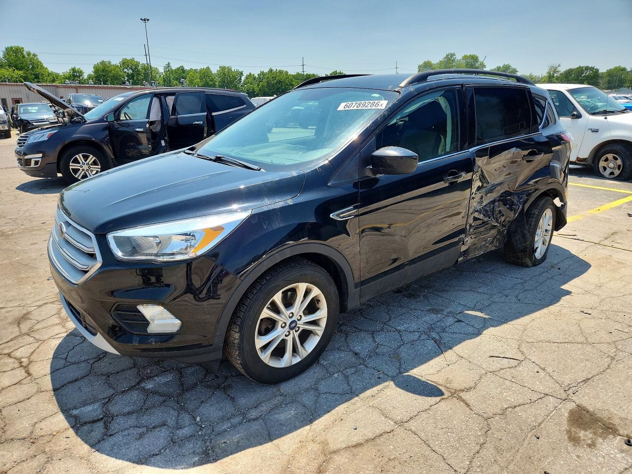2018 FORD ESCAPE SE | 1FMCU9GD6JUD39138 | UPCARS
