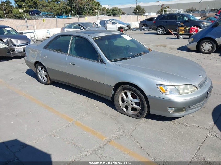 2001 LEXUS ES 300 | JT8BF28G610324302 | UPCARS