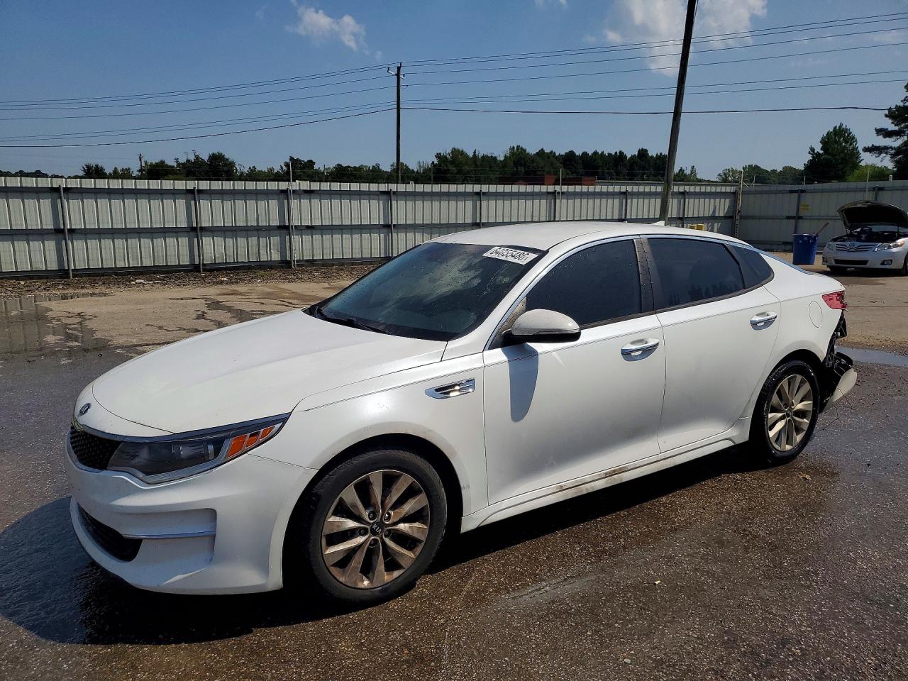 2018 KIA OPTIMA LX | 5XXGT4L37JG257451 | UPCARS