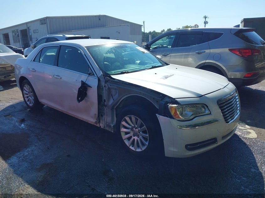 2013 CHRYSLER 300 MOTOWN | 2C3CCAAGXDH527703 | UPCARS