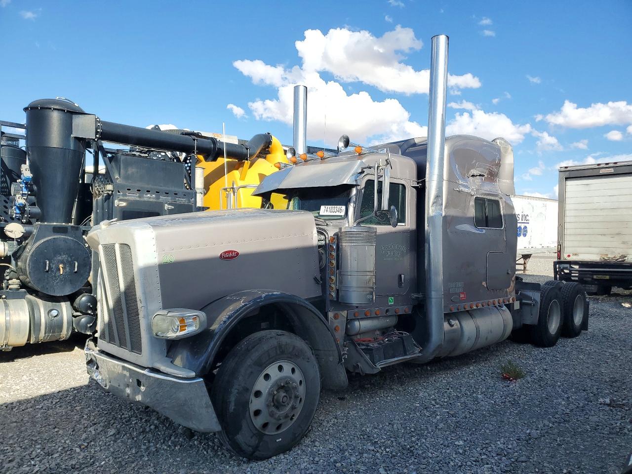 2011 PETERBILT ALL OTHER SEMI TRUCK | 1XPXD49X5BD120090 | UPCARS
