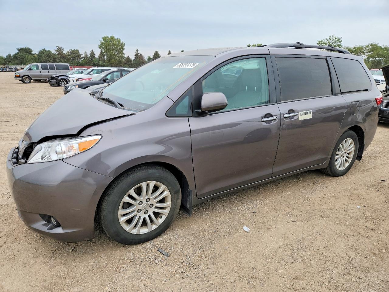 2015 TOYOTA SIENNA XLE 8-PASSENGER | 5TDYK3DC8FS629806 | UPCARS