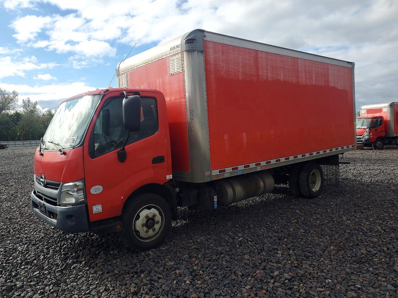 2018 HINO ALL OTHER - BOX TRUCK | JHHSDM2H0JK006116 | UPCARS