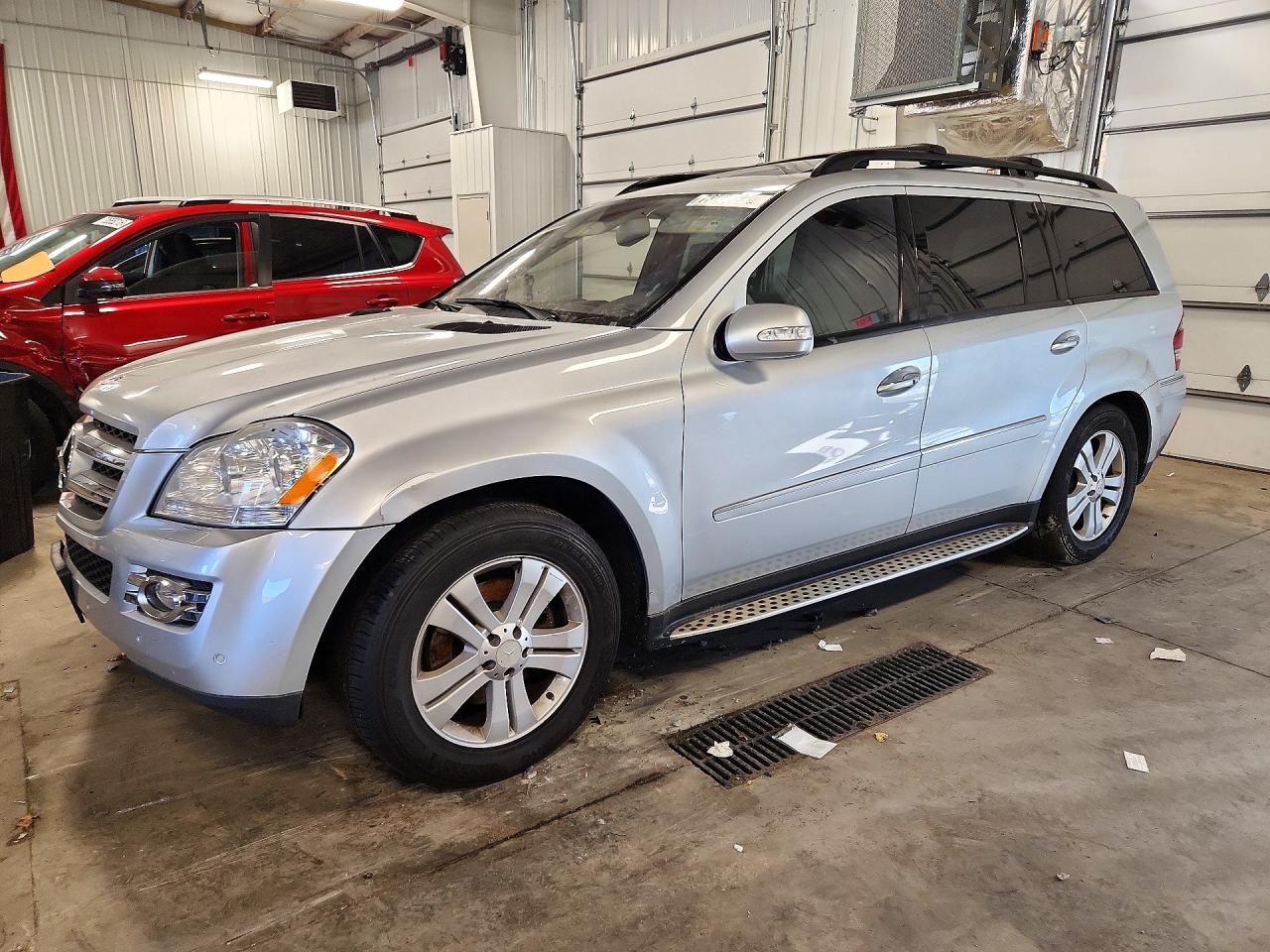 2008 MERCEDES-BENZ GL-CLASS 450 4MATIC | 4JGBF71E88A324874 | UPCARS