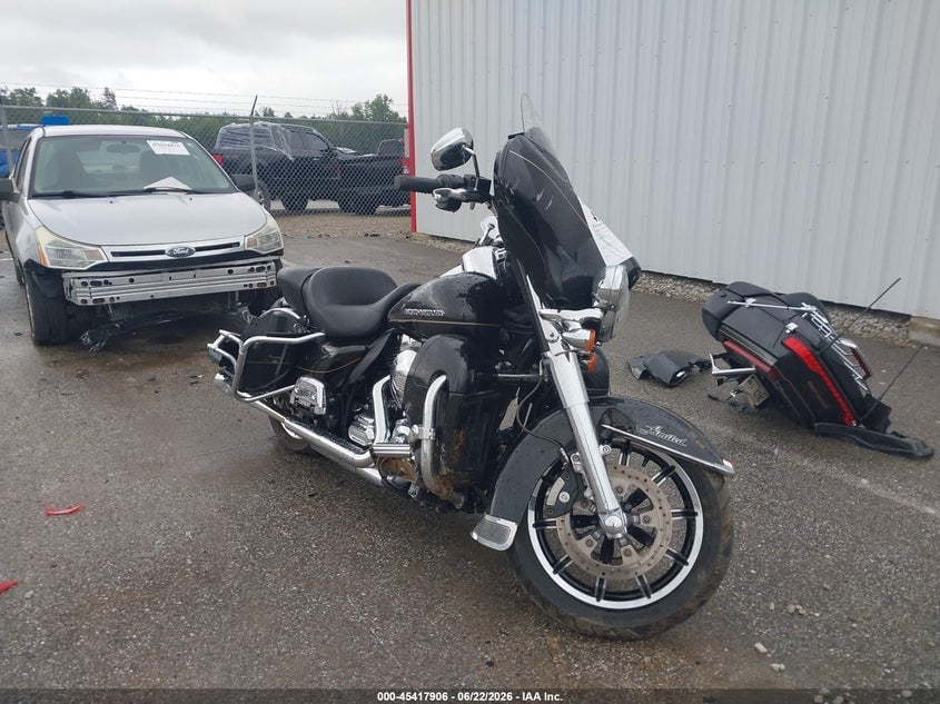 2016 HARLEY-DAVIDSON FLHTK ULTRA LIMITED | 1HD1KEL18GB614114 | UPCARS